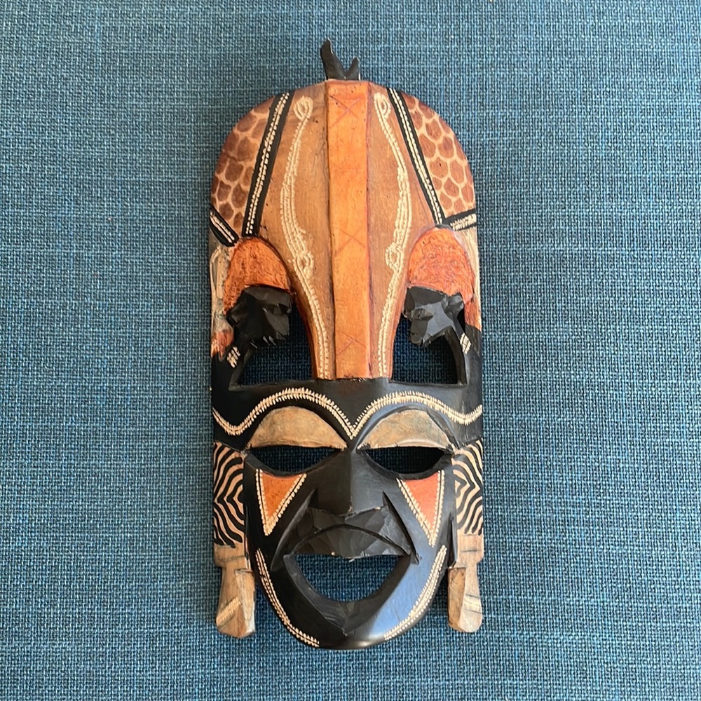 $ firm African Mask